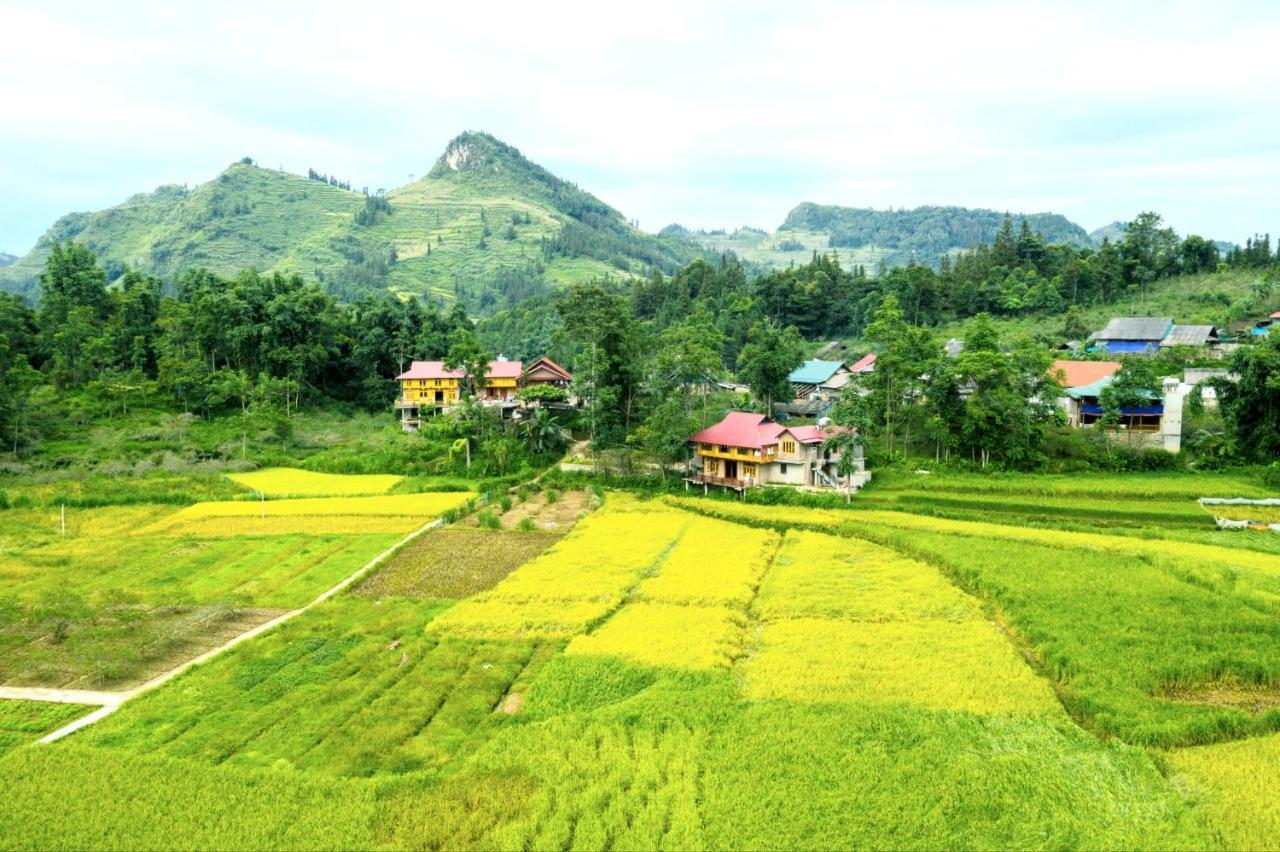 Bac Ha Threeland Homestay מראה חיצוני תמונה